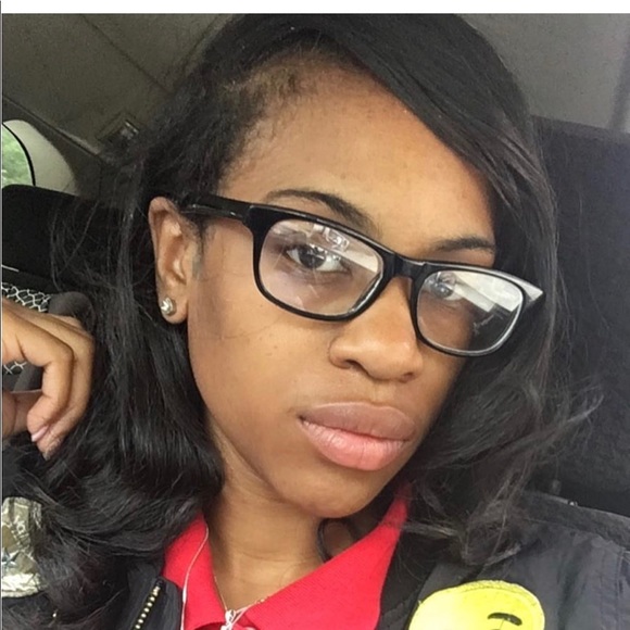 Meet your Posher, Akira - Picture 1 of 1